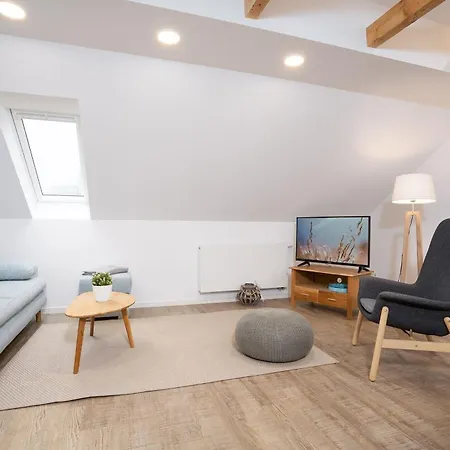 Gorch-fock-ring 19 Meerzeit Iii Scharbeutz